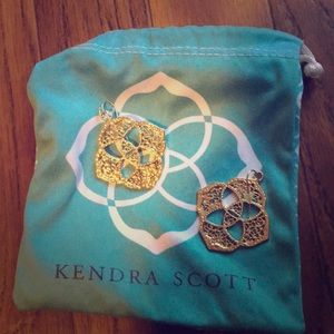 Kendra Scott Earrings: Dawn Logo Medallion in Gold